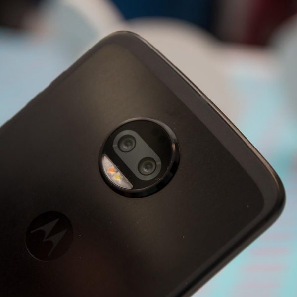 Motorola Moto Z2 Force