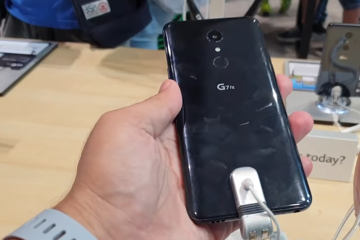 LG G7 Fit