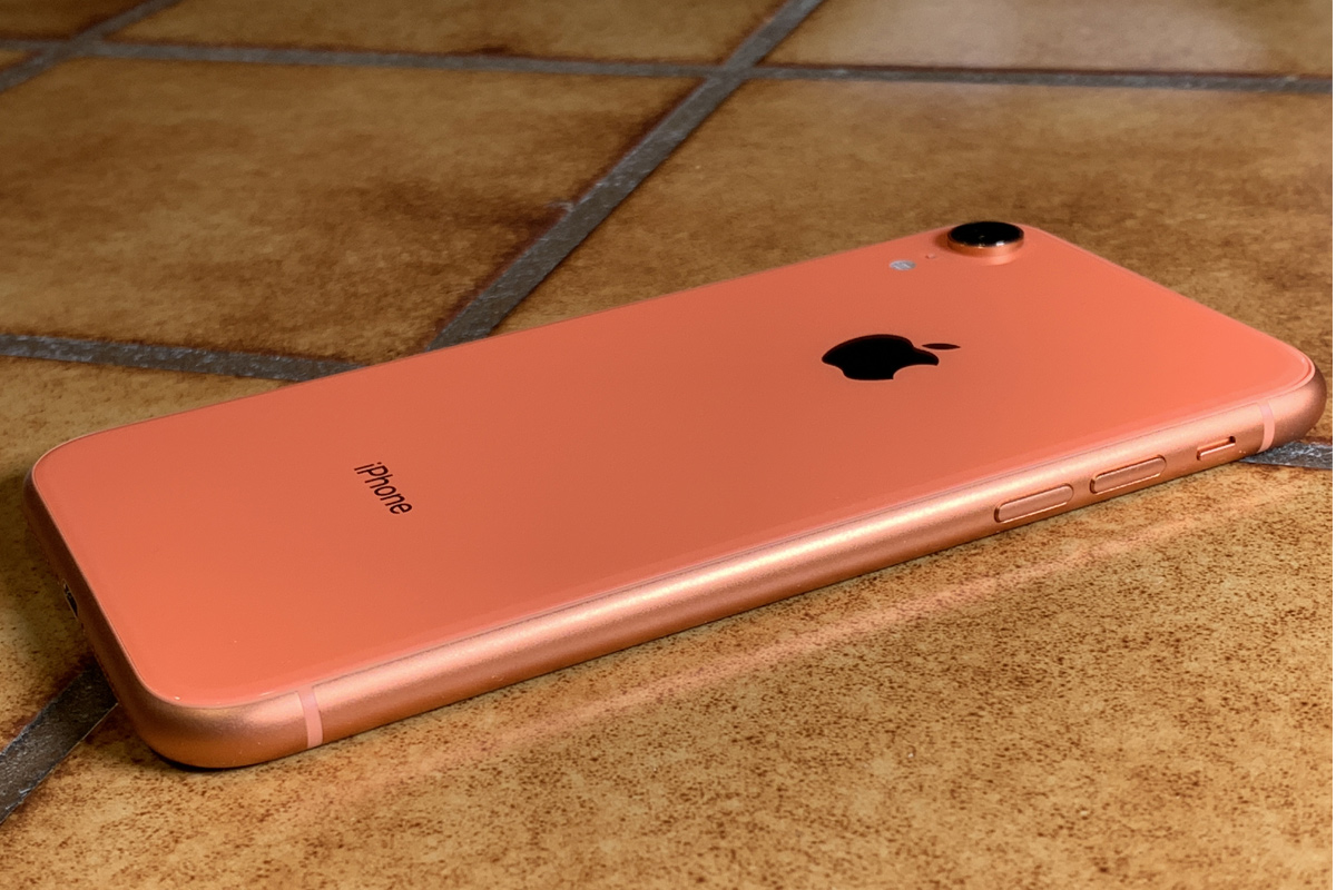 Apple iPhone XR