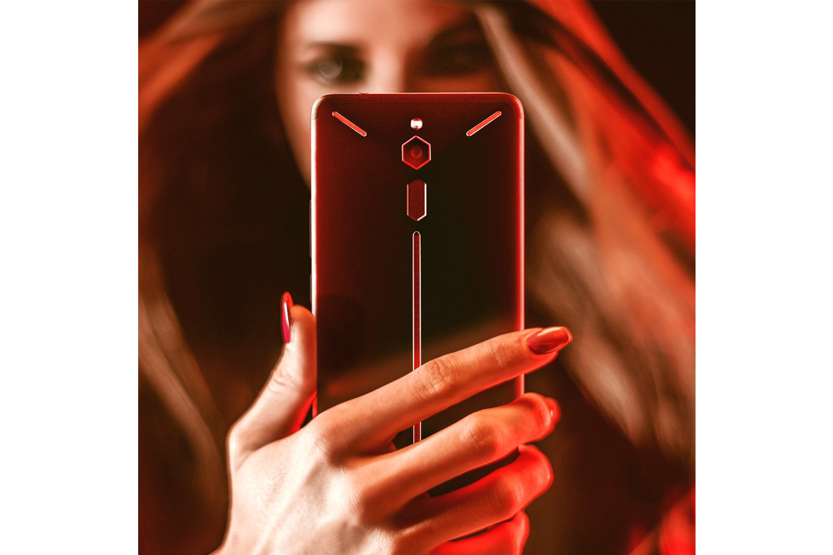 ZTE nubia Red Magic Mars