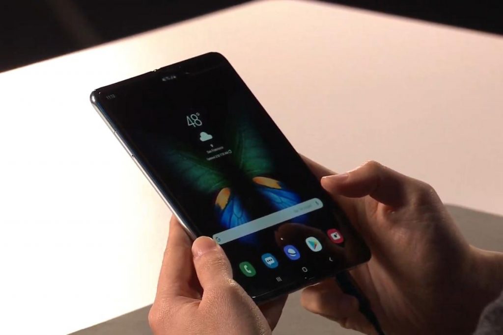 galaxy fold android 10