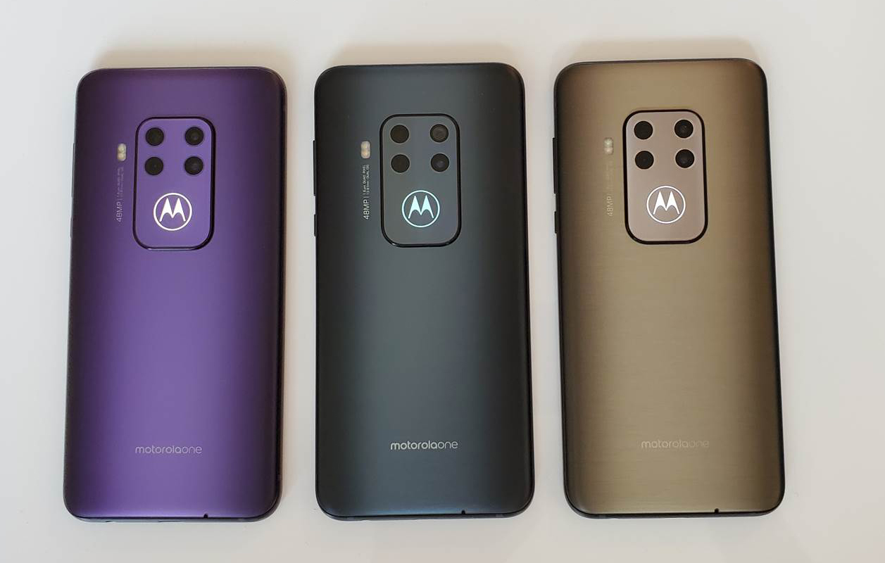 Motorola One Zoom